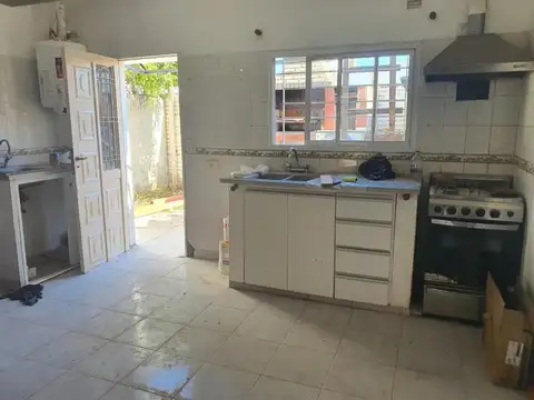Depto Tipo Casa en Venta en La Plata, USD 47.000