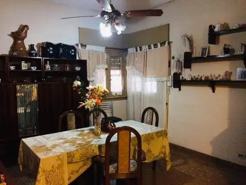 Casa en Venta en Moron Sur, USD 199.000