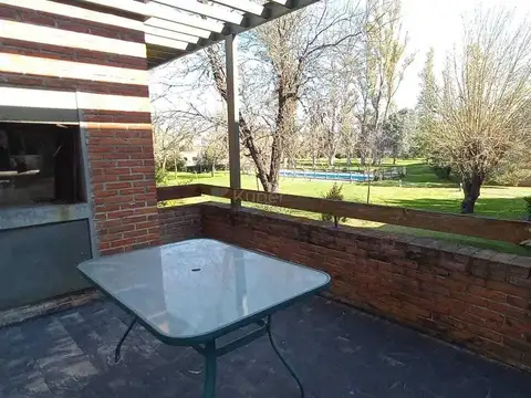 Duplex 3 ambientes amoblado Aparts del Pinazo Pilar 4100