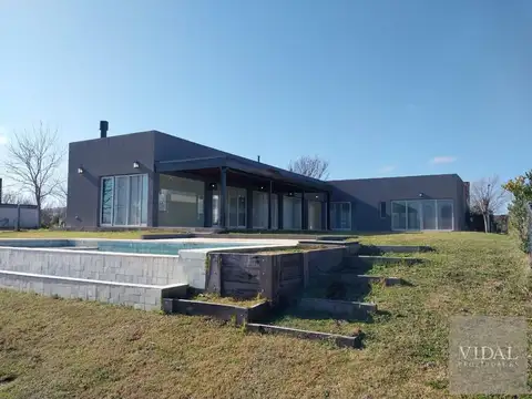 Casa en Venta de 4 dormitorios