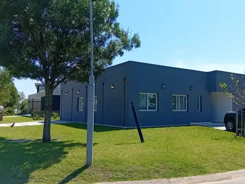 Casa en Venta en Puertos - Muelles, USD 450.000