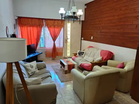 Casa en Venta en El Palomar, USD 120.000