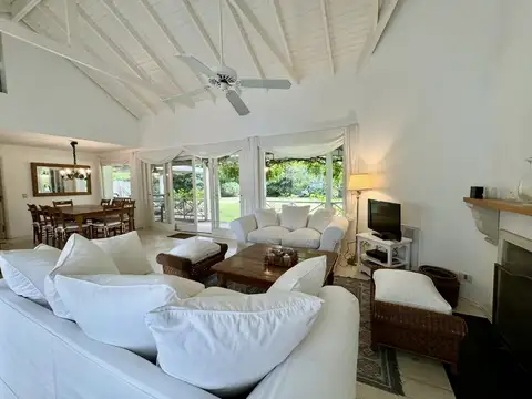 Casa en Alquiler Temporal de 5 dormitorios