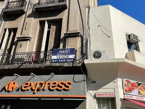 Venta en Block en el Barrio San Nicolas .local comercial y departamentos .