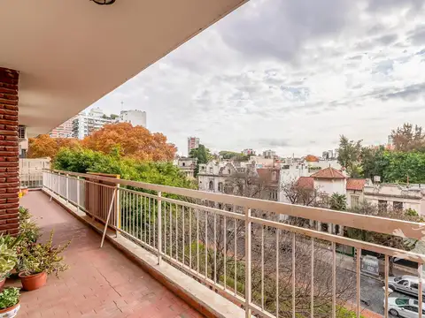 SEMIPISO - VENTA - 5 AMBIENTES - DEPENDENCIA - LUMINOSO - PALIER PRIVADO - BELGRANO R
