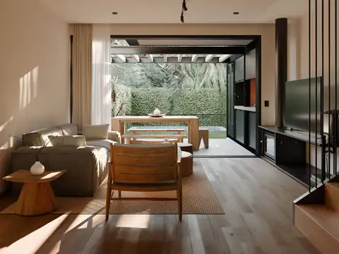 Casa 3 ambientes con 2 baños