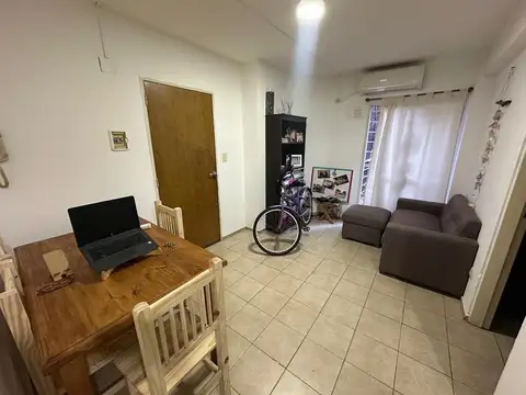 VENTA - DEPARTAMENTO DE UN DORMITORIO - LOURDES