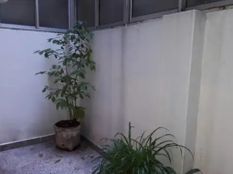 Departamento tipo PH en alquiler 3 ambientes en Balvanera