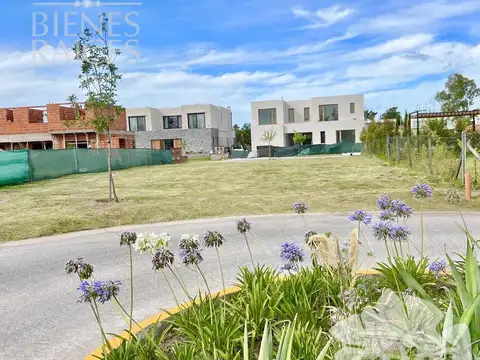 Terreno en Venta en Laguna Grande, USD 150.000