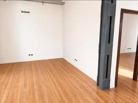 Excelente oficina de 282 m2 en edificio de estilo