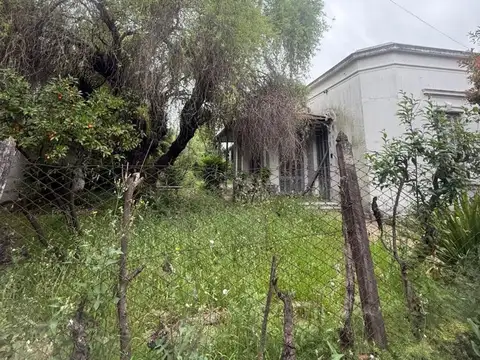 Terreno en Venta en Banfield, USD 450.000