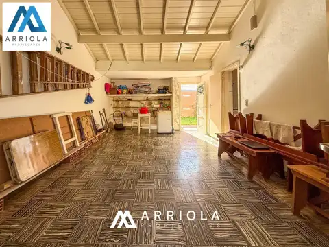 Casa 3 ambientes con 1 baño