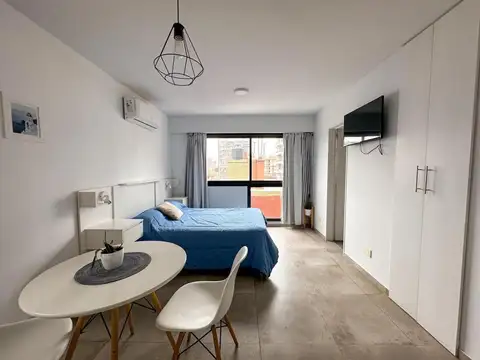 Sarmiento 2000, Piso 4