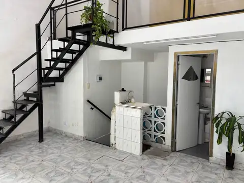 BILLINGHURST AL 900 Y CORDOBA - LOCAL 60M2 APTO TODO RUBRO