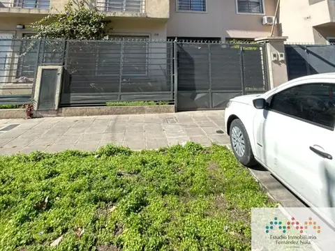Dúplex APTO CREDITO en Lomas de Zamora