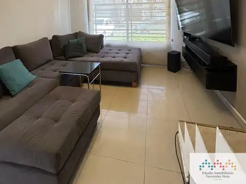 Casa en Venta en Lomas De Zamora, USD 180.000