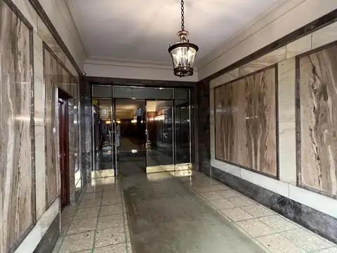 Montevideo 1700, Piso 2