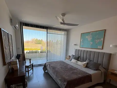 Casa en Alquiler de 3 dormitorios