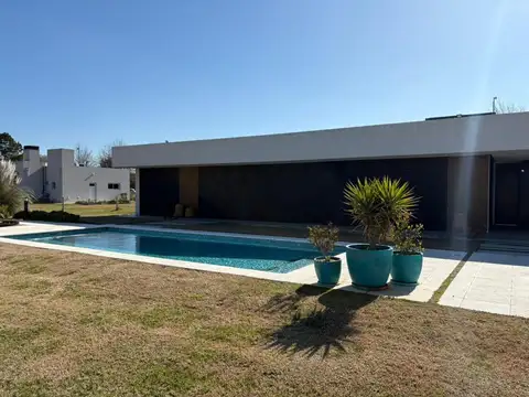 Casa en Alquiler al Noroeste
