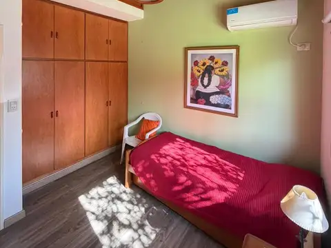 Alquiler - Casa Amoblada en Barrio Cielo, Roldan - 1.800 USD