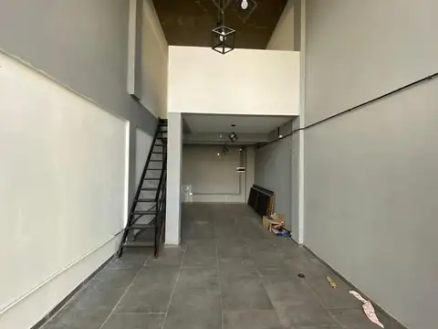 Local en Alquiler en Ituzaingo Norte, $ 1.800.000