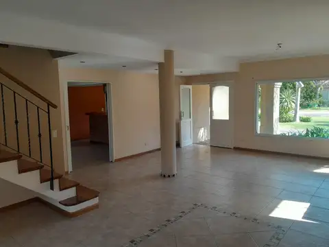 Casa en Venta en Los Puentes, USD 320.000