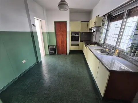 DEPARTAMENTO 3 AMBIENTES - BANFIELD - ESTE, GRAN BS. AS. SUR