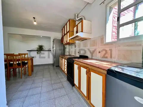 Venta - Casa 2 Dormitorios - Pueblo Esther, Centro - Pje 2 1874