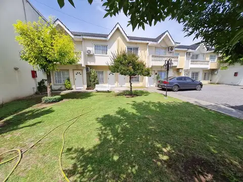 VENTA DUPLEX 3 AMBIENTES CON COCHERA HAEDO PERMUTA