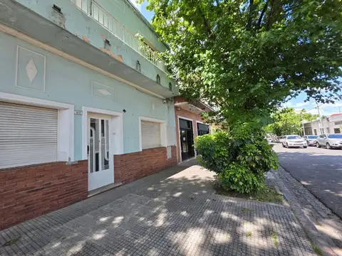 EXCELENTE PH CON TERRAZA Y PARRILLA PROPIA EN CABA