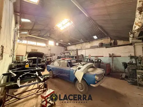 Galpón de 160 mts en alquiler en Jose León Suarez