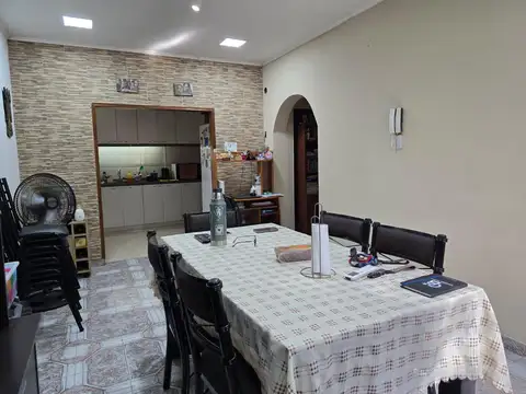 Depto Tipo Casa en Venta de 3 ambientes