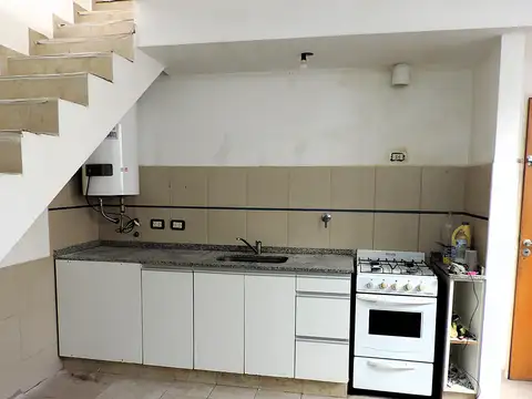 Departamento en alquiler en Monte Castro