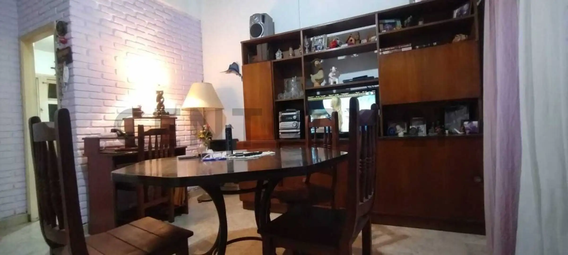 Casa 3 amb, 68m² cubiertos con parque y garage para 2 vehículos