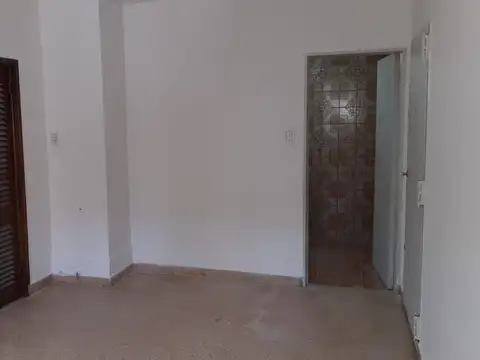 LLAVALLOL 3383 , Piso PB