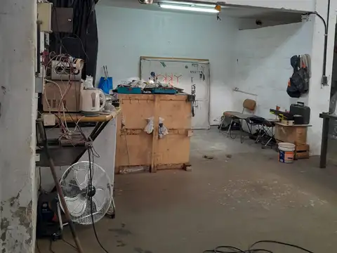 DEPÓSITO/GALPÓN  EN ALQUILER BERNAL