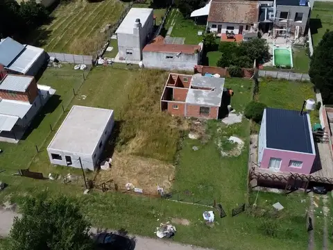 Terreno en Venta en Santa Elena, USD 17.000