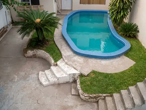 CASA EN VENTA BLOQUE EN LANUS IDEAL INVERSOR