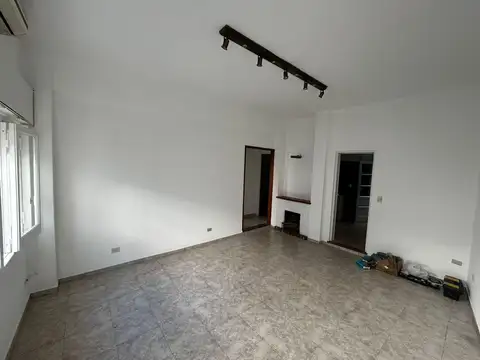 Depto Tipo Casa en Alquiler de 2 dormitorios
