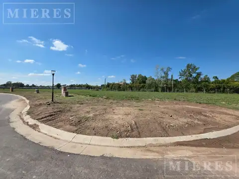 Lote de 1210m² en venta en La Estela, Pilar