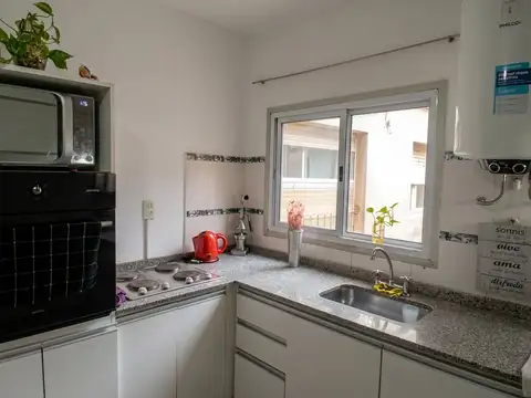 Tomás Justo Villegas 3400