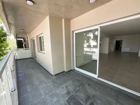 Departamento 4 ambientes venta Caballito balcón