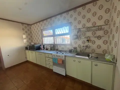 Depto Tipo Casa 4 ambientes con 2 baños