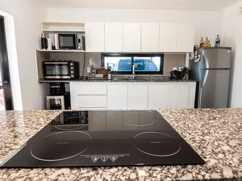 CASA 3 DORM VENTA B° PRIVADO LA VERBENA ZONA SUR