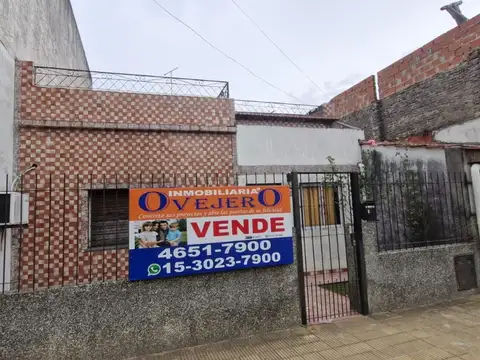 Casa a reciclar · Lote 10x30 · venta en San Justo