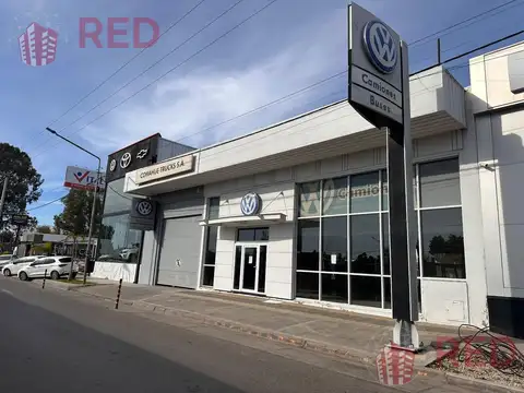 Vende Local Comercial Por Calle Perticone