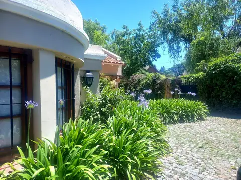 Casa en alquiler temporal- 2da de diciembre - enero-  febrero 2027C Bella Vista