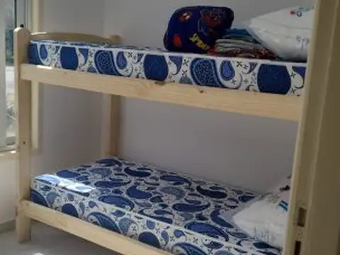 Casa 2 ambientes con 1 baño