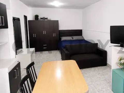 Monoambiente con Patio en Venta en La Plata