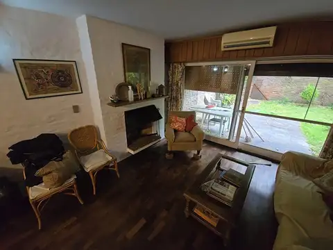 Departamento en planta baja con jardin - Martinez